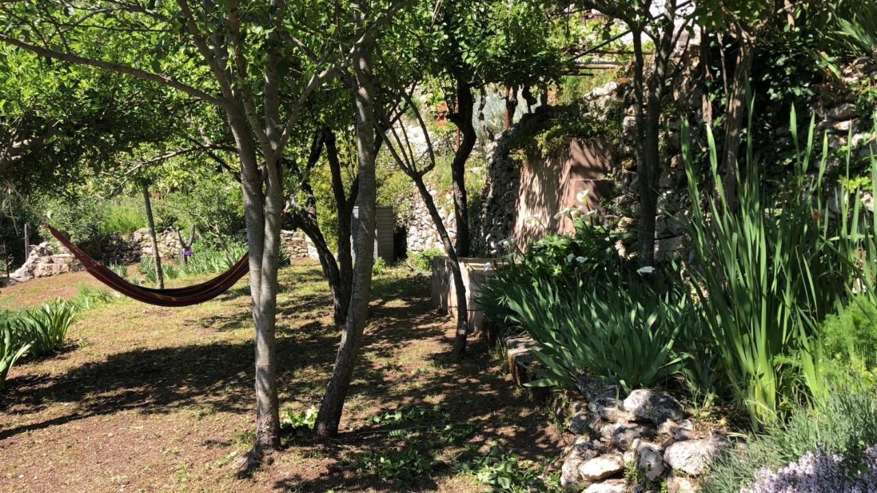 Vistalago Garden Doria Monteleone Rocca Doria Екстер'єр фото