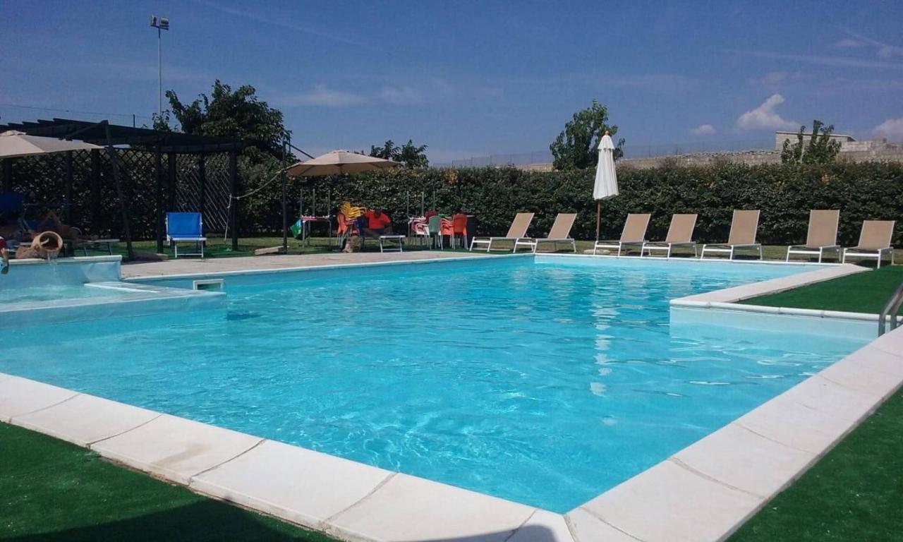Vistalago Garden Doria Monteleone Rocca Doria Екстер'єр фото